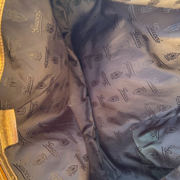 The famous GUCCI Indy Bag model from the Babouska collection. 2007s. - Picture 6 of 6